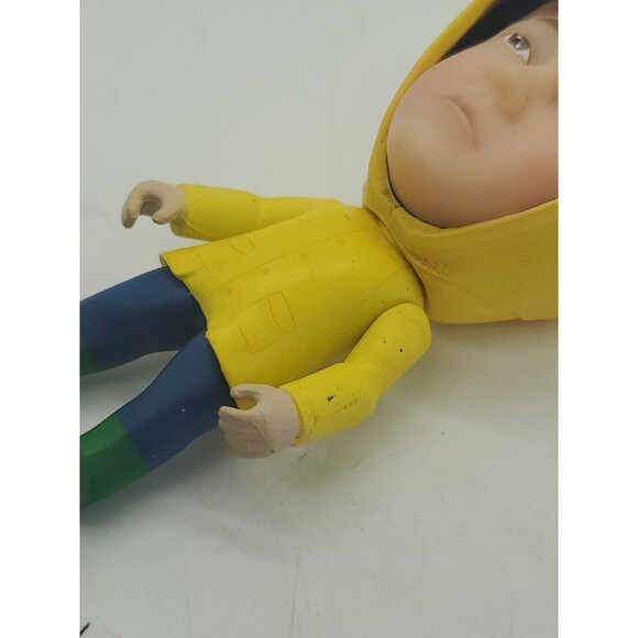 George Denbrough 3" Figure  IT Stephen King Horror  Movie 1986 Film Yellow Coat - Picture 5 of 8